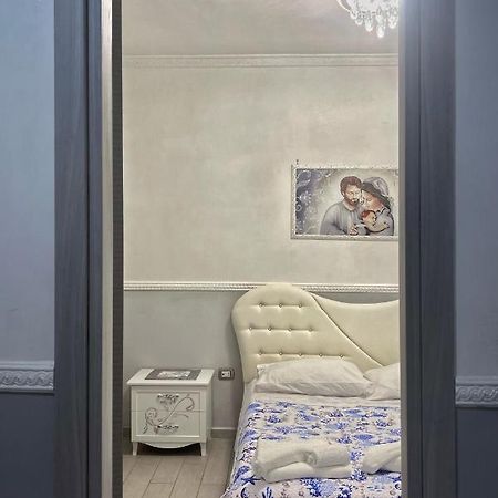 נאפולי Sweet Home Ai Tribunali -1 Piano מראה חיצוני תמונה